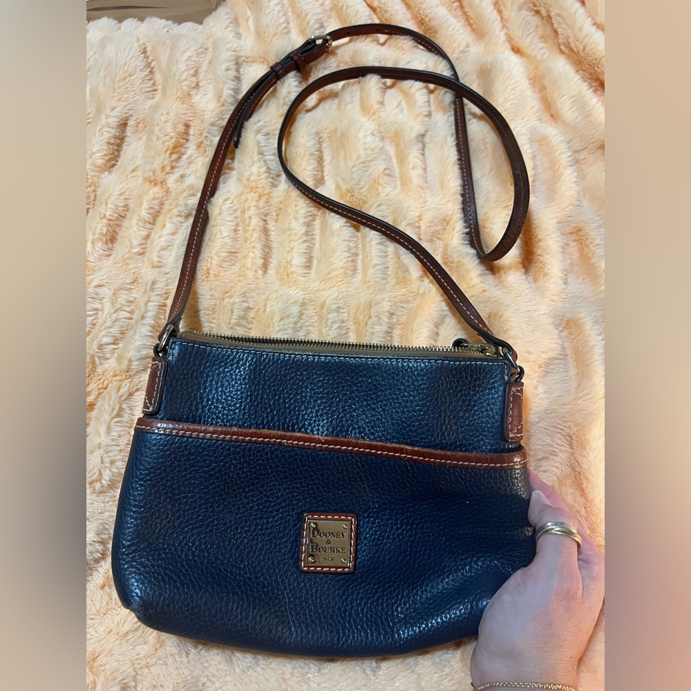 Vintage Dooney & Bourke Navy Crossbody Bag - stain inside